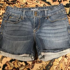 Levi shorts
